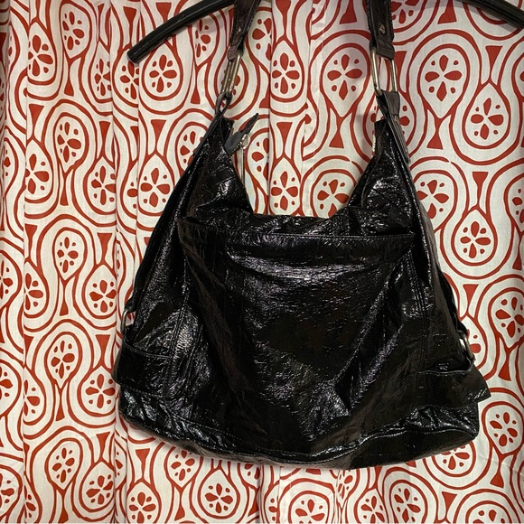 Matt & Nat crinkle vegan leather hobo shoulder bag - Picture 2 of 11